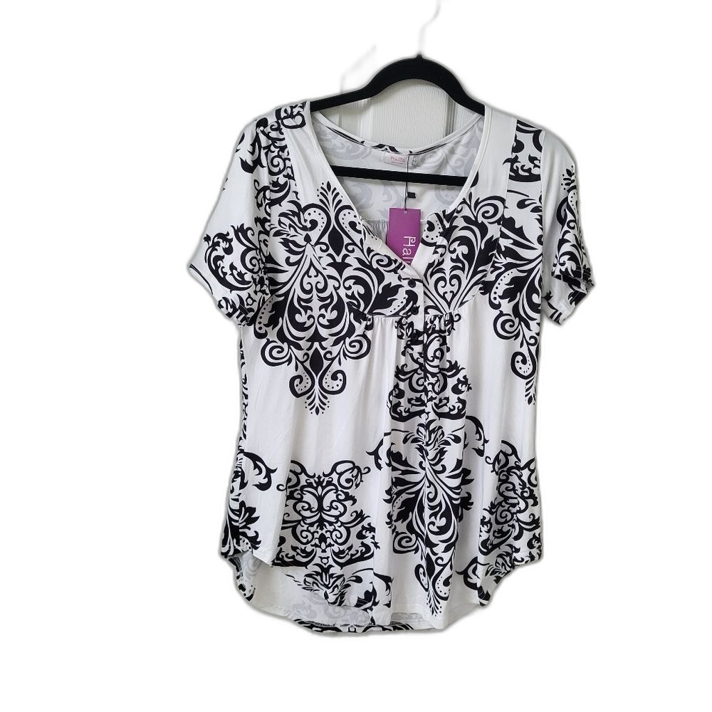 2/$30 NEW Black and White Tunic - Size Large